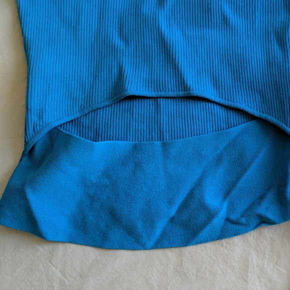 Turquoise cold shoulder sweater - Picture 2 of 4